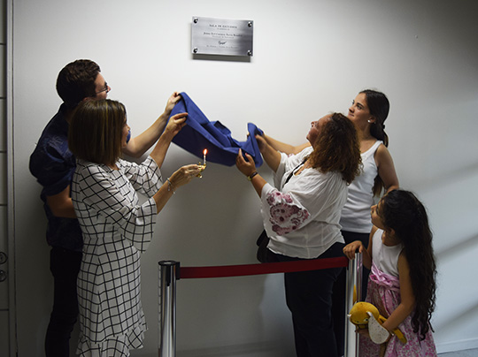 Emotivo acto en memoria de Jenny Barra Rosales