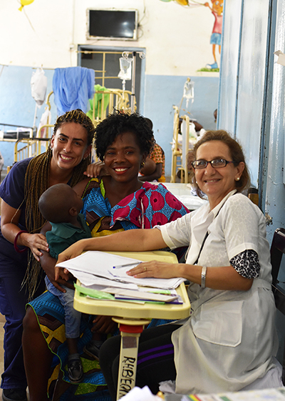 Enfermeras al servicio de los más necesitados