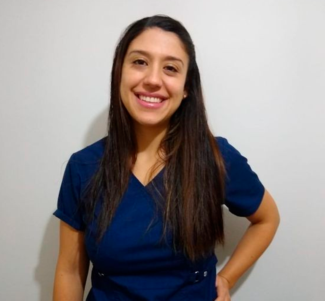 Magíster Enfermería UC: Estudiante es seleccionada a presentar en Europa investigación sobre salud mental en familiares de pacientes críticos